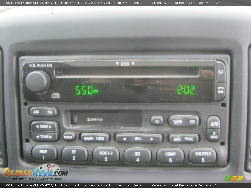 2001 Ford Escape XLT V6 4WD Light Parchment Gold Metallic / Medium Parchment Beige Photo #5