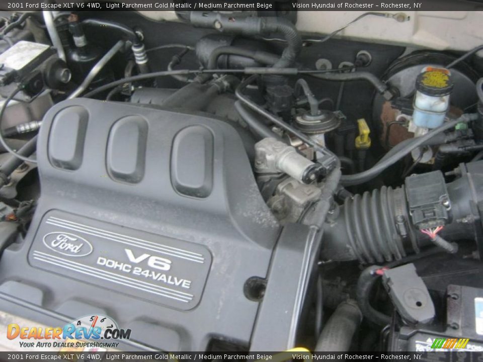 2001 Ford Escape XLT V6 4WD Light Parchment Gold Metallic / Medium Parchment Beige Photo #12