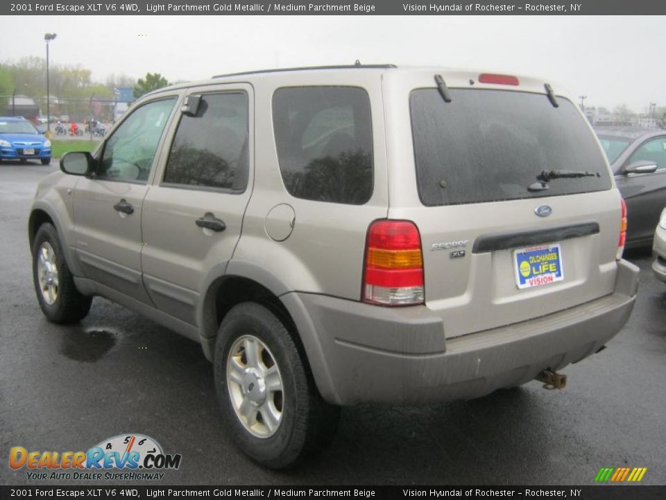 2001 Ford Escape XLT V6 4WD Light Parchment Gold Metallic / Medium Parchment Beige Photo #15