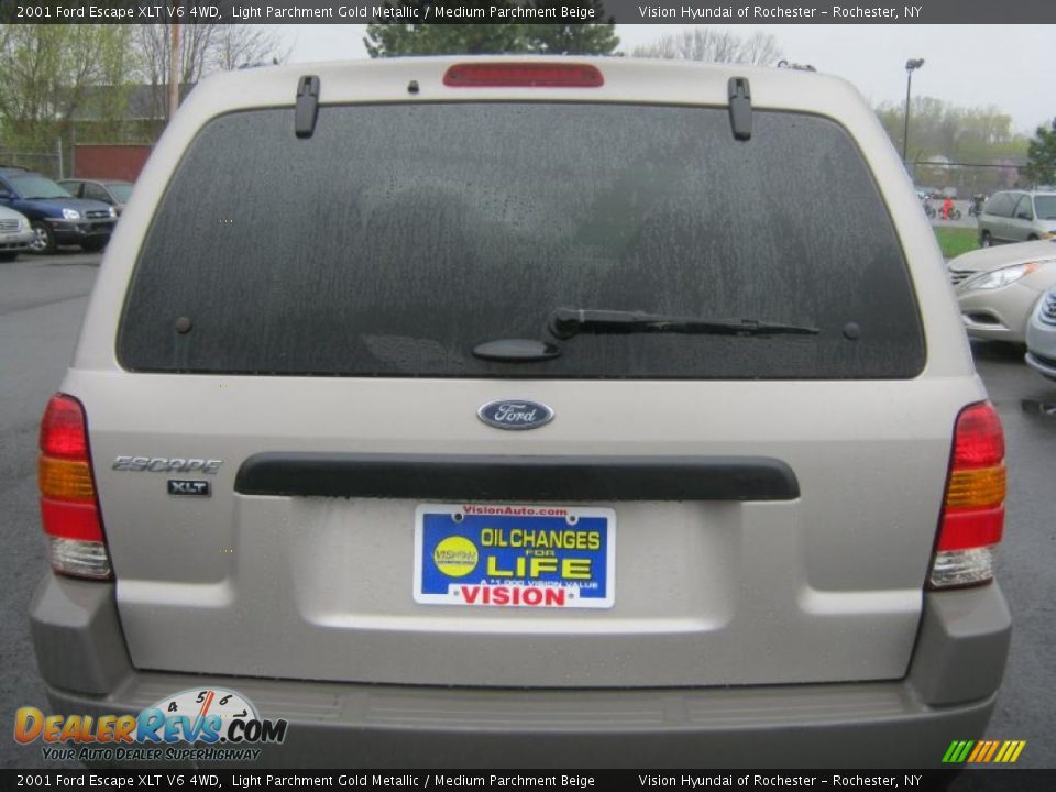 2001 Ford Escape XLT V6 4WD Light Parchment Gold Metallic / Medium Parchment Beige Photo #16