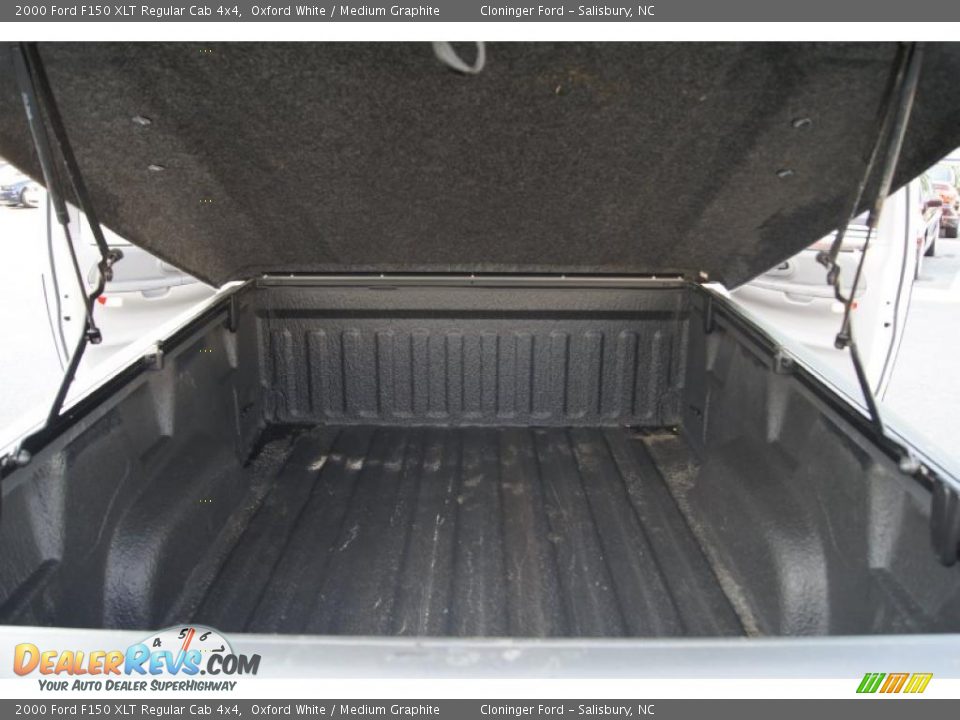 2000 Ford F150 XLT Regular Cab 4x4 Oxford White / Medium Graphite Photo #9