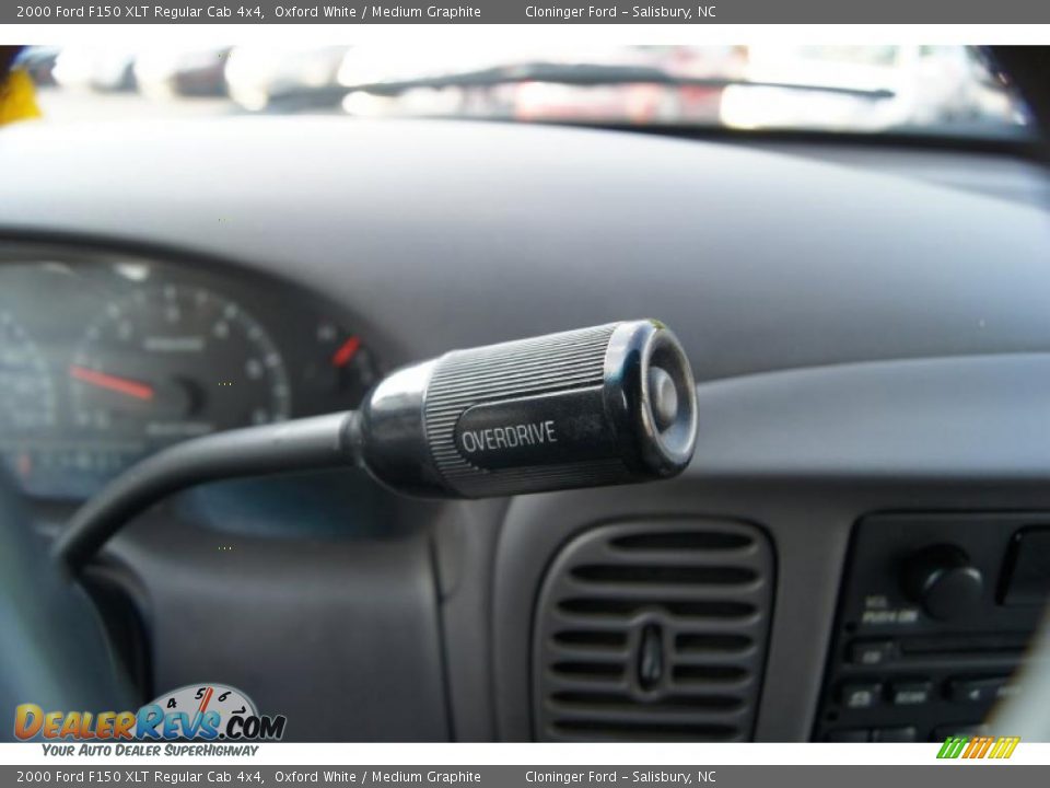 2000 Ford F150 XLT Regular Cab 4x4 Shifter Photo #25