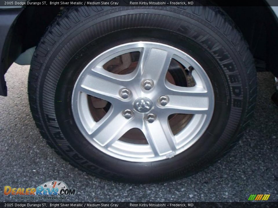 2005 Dodge Durango ST Wheel Photo #3