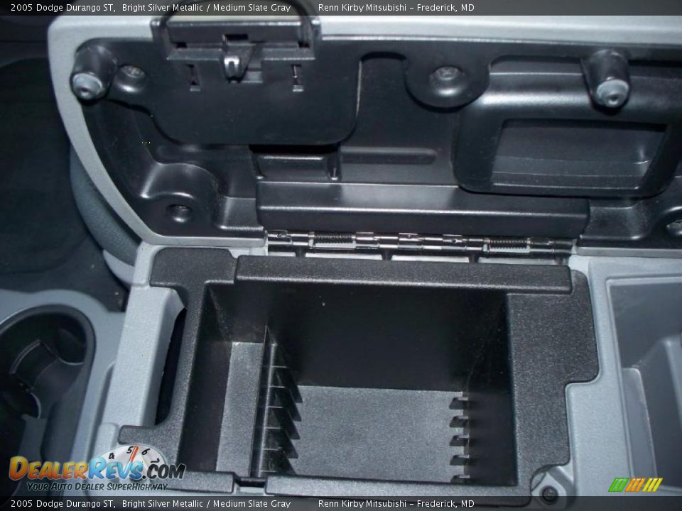 2005 Dodge Durango ST Bright Silver Metallic / Medium Slate Gray Photo #12