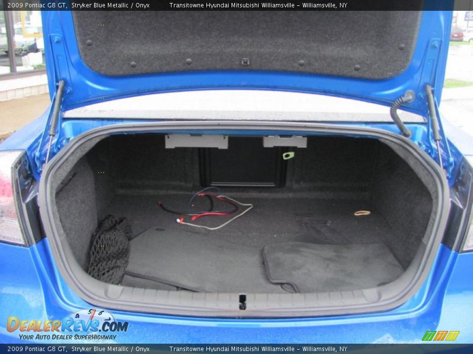 2009 Pontiac G8 GT Trunk Photo #15