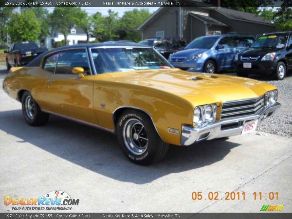 Front 3/4 View of 1971 Buick Skylark GS 455 Photo #1