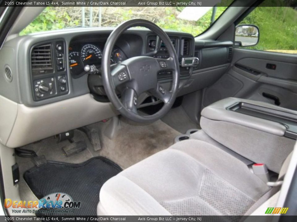 2005 Chevrolet Tahoe LS 4x4 Summit White / Gray/Dark Charcoal Photo #8