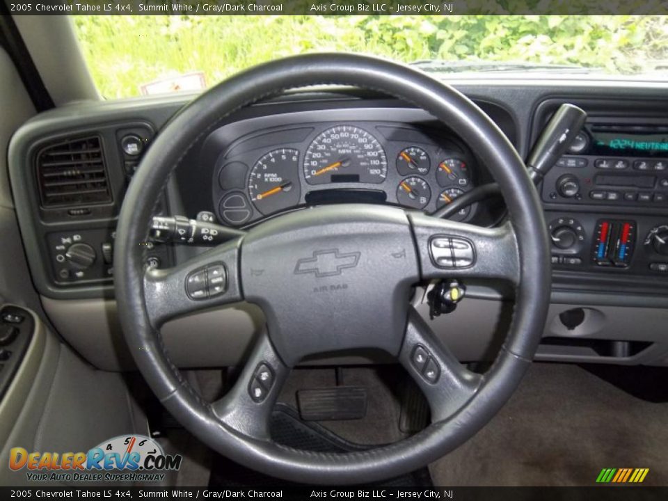 2005 Chevrolet Tahoe LS 4x4 Summit White / Gray/Dark Charcoal Photo #17