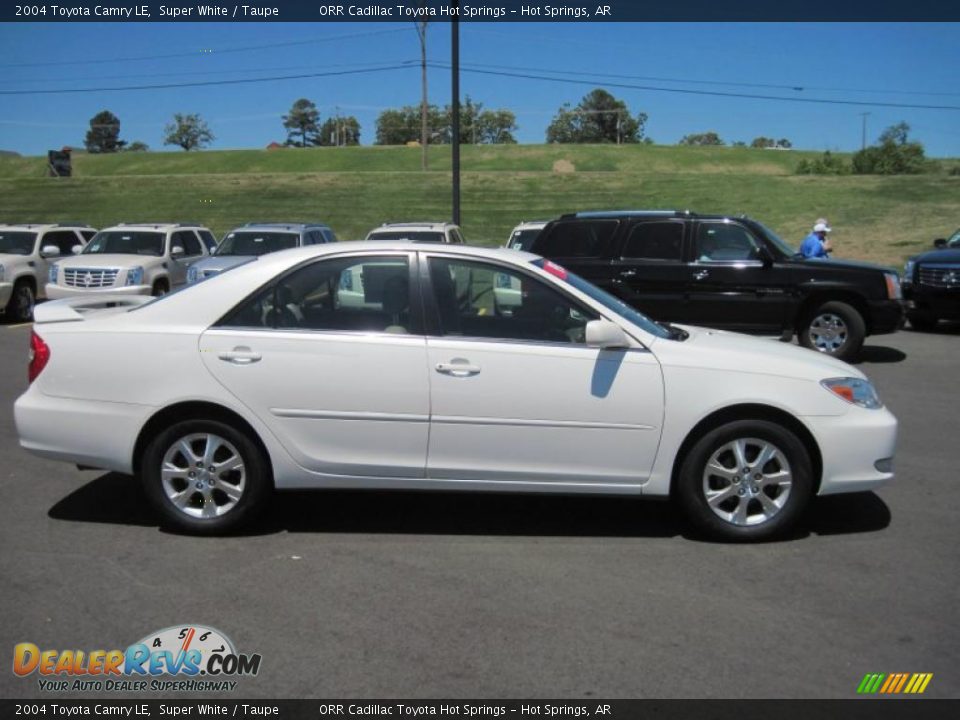 Super White 2004 Toyota Camry LE Photo #6