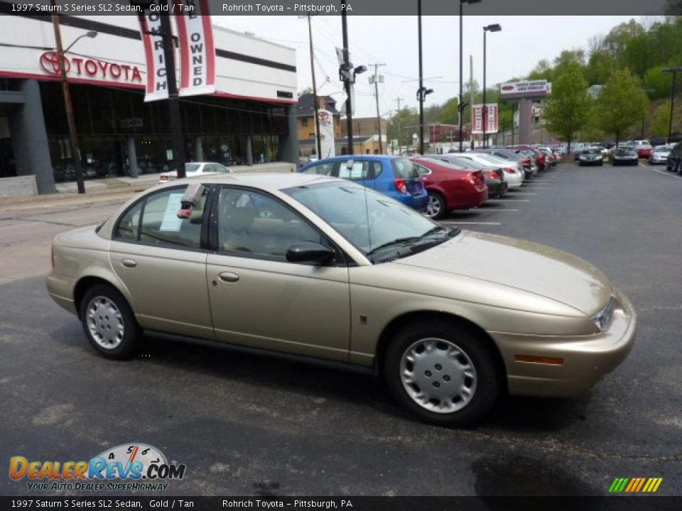 1997 Saturn S Series SL2 Sedan Gold / Tan Photo #5