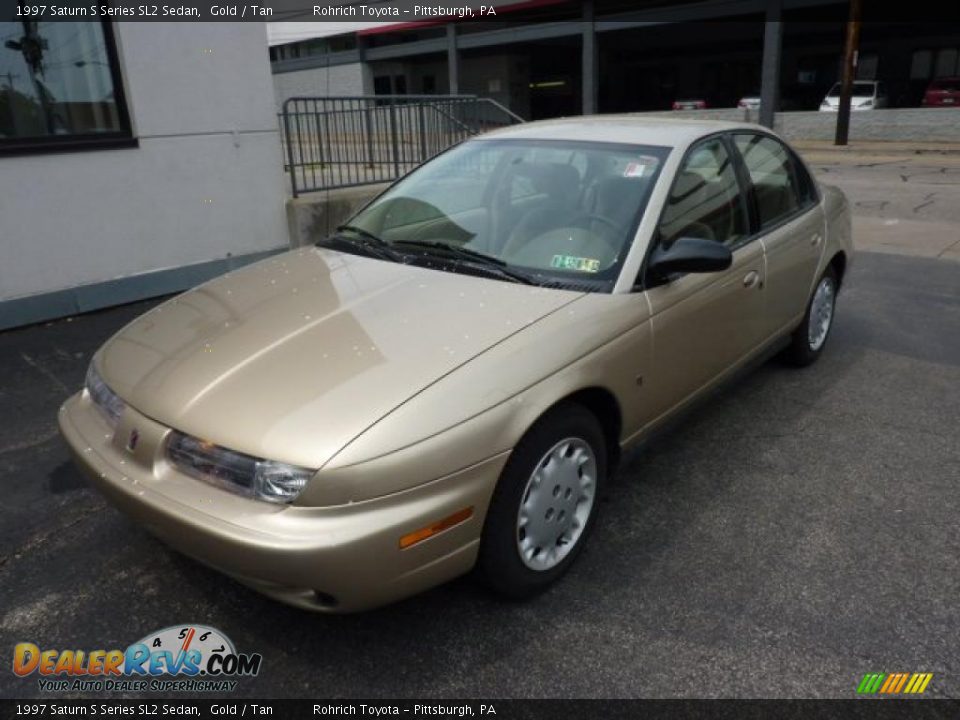 1997 Saturn S Series SL2 Sedan Gold / Tan Photo #11