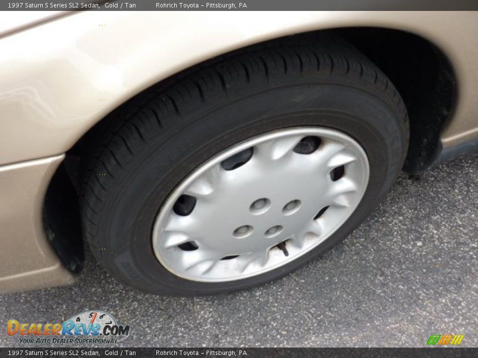 1997 Saturn S Series SL2 Sedan Gold / Tan Photo #12