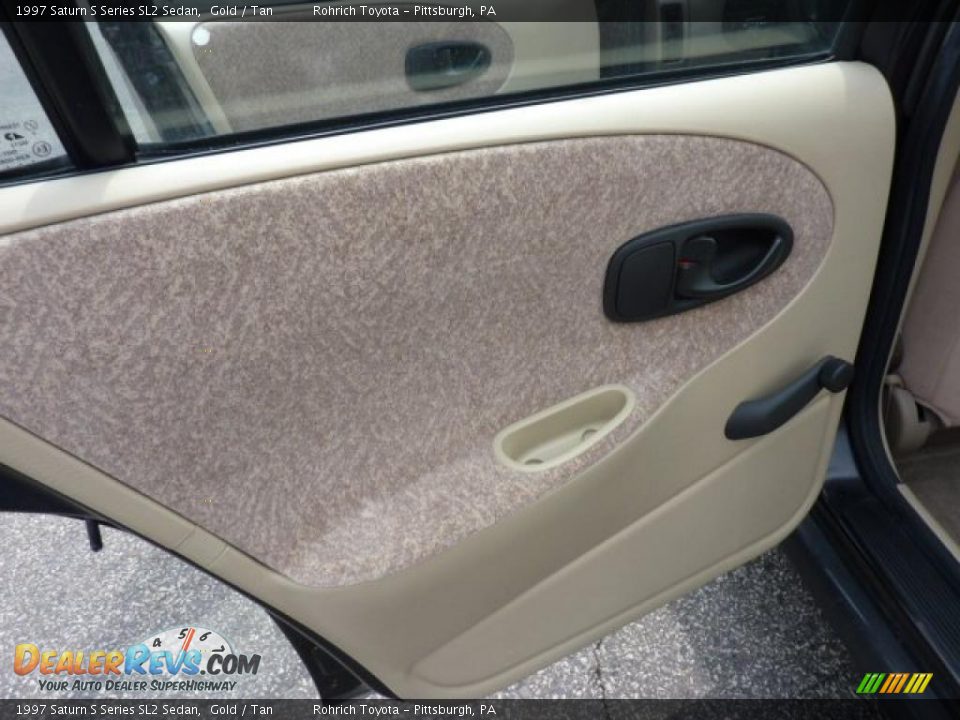 1997 Saturn S Series SL2 Sedan Gold / Tan Photo #14