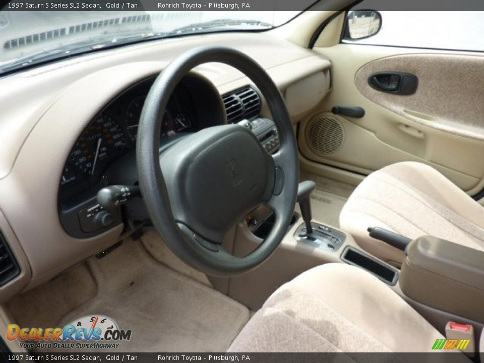 Tan Interior - 1997 Saturn S Series SL2 Sedan Photo #16
