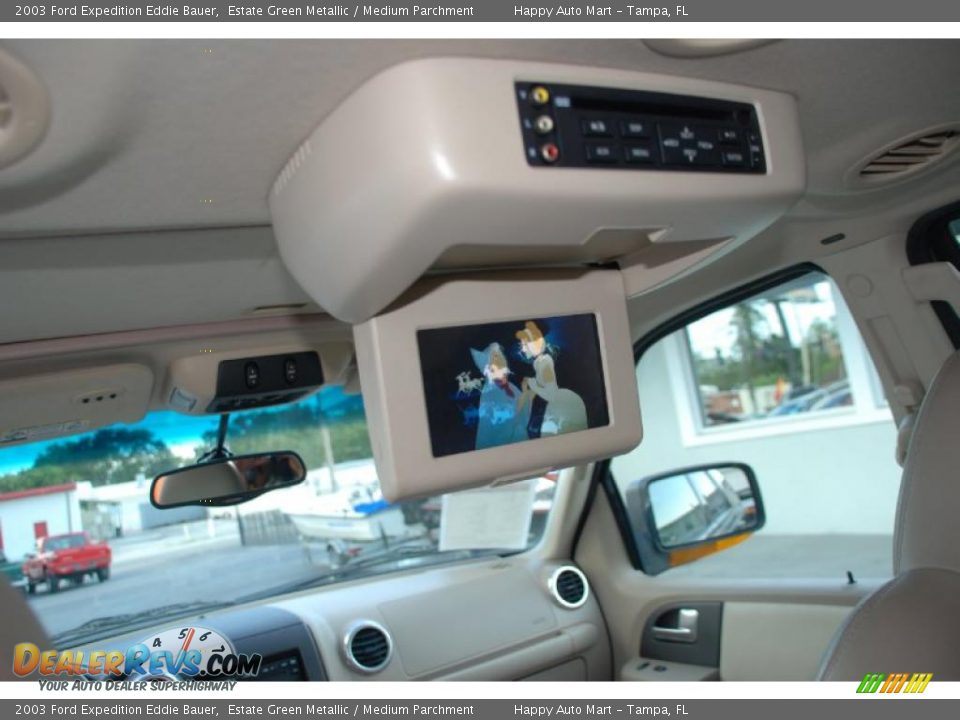 Controls of 2003 Ford Expedition Eddie Bauer Photo #17