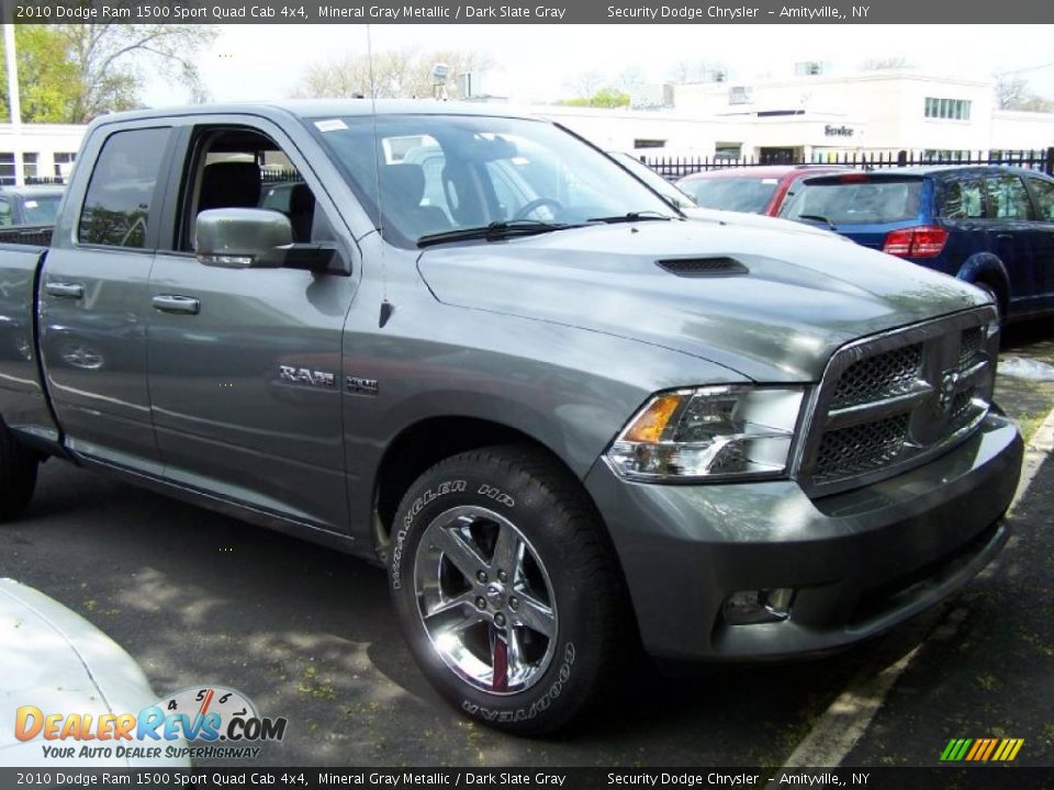 2010 Dodge Ram 1500 Sport Quad Cab 4x4 Mineral Gray Metallic / Dark Slate Gray Photo #4