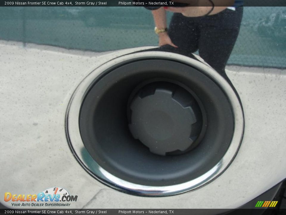 2009 Nissan Frontier SE Crew Cab 4x4 Storm Gray / Steel Photo #11