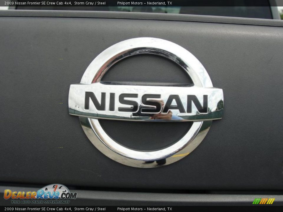 2009 Nissan Frontier SE Crew Cab 4x4 Logo Photo #22