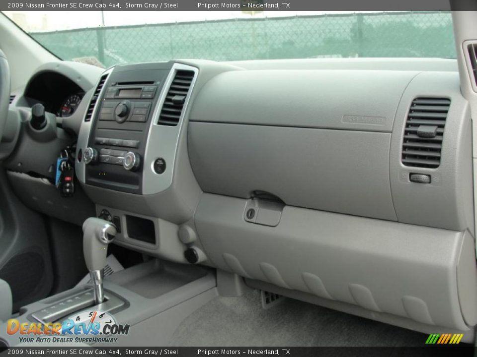 2009 Nissan Frontier SE Crew Cab 4x4 Storm Gray / Steel Photo #29