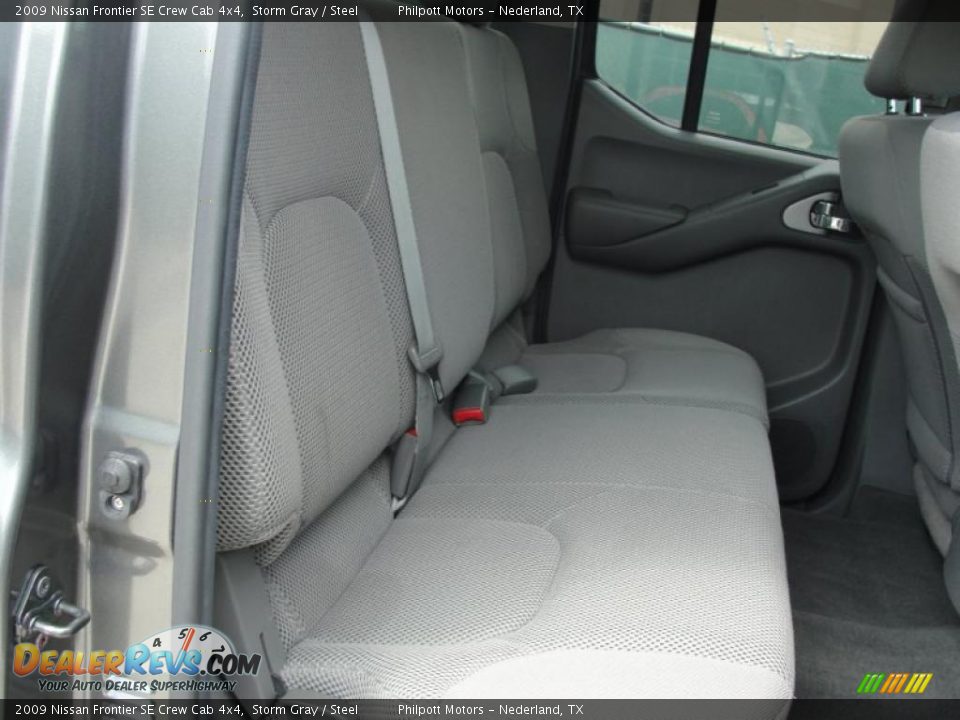 2009 Nissan Frontier SE Crew Cab 4x4 Storm Gray / Steel Photo #32