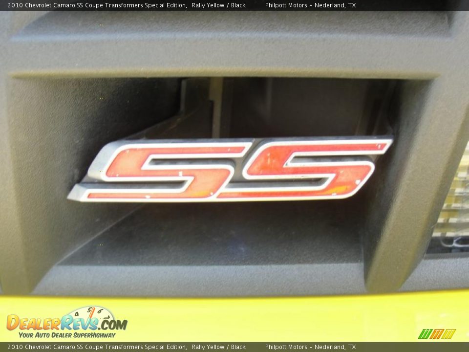 2010 Chevrolet Camaro SS Coupe Transformers Special Edition Logo Photo #12