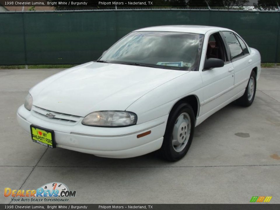 1998 Chevrolet Lumina Bright White / Burgundy Photo #7