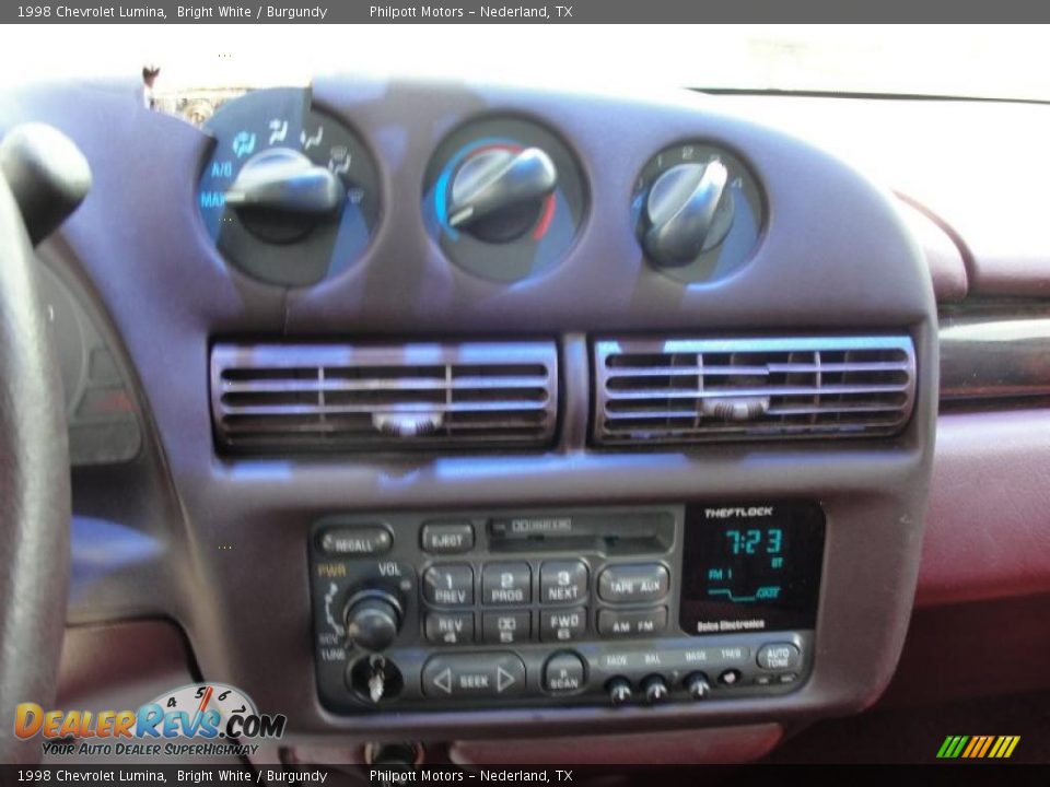 Controls of 1998 Chevrolet Lumina  Photo #31