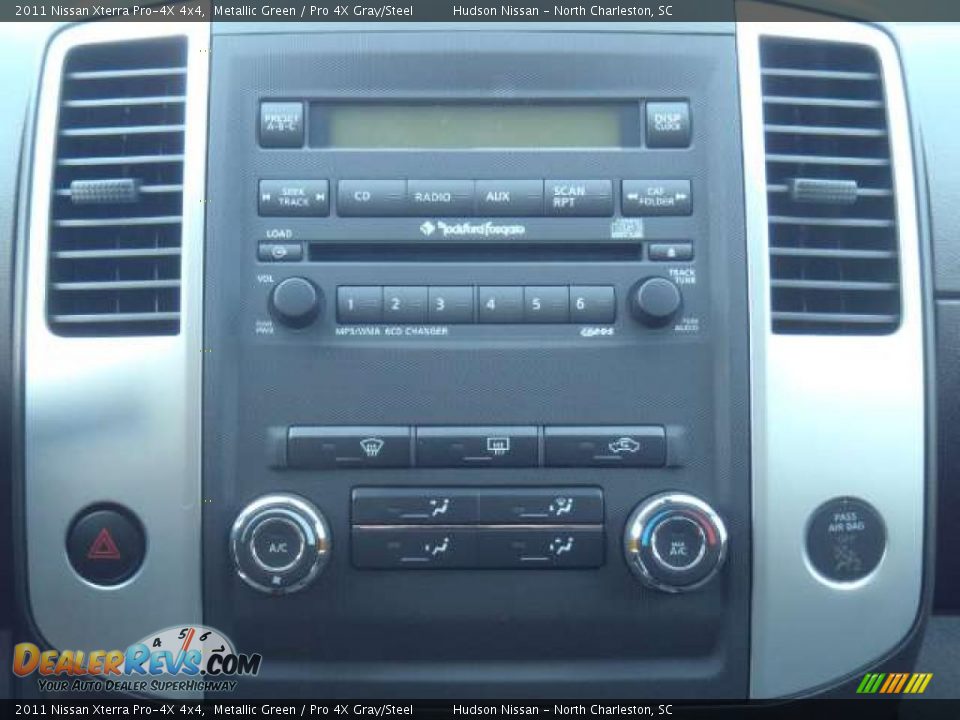 2011 Nissan Xterra Pro-4X 4x4 Metallic Green / Pro 4X Gray/Steel Photo #9