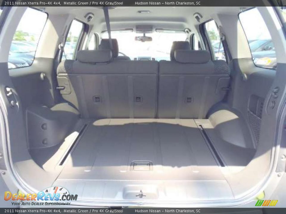 2011 Nissan Xterra Pro-4X 4x4 Metallic Green / Pro 4X Gray/Steel Photo #11