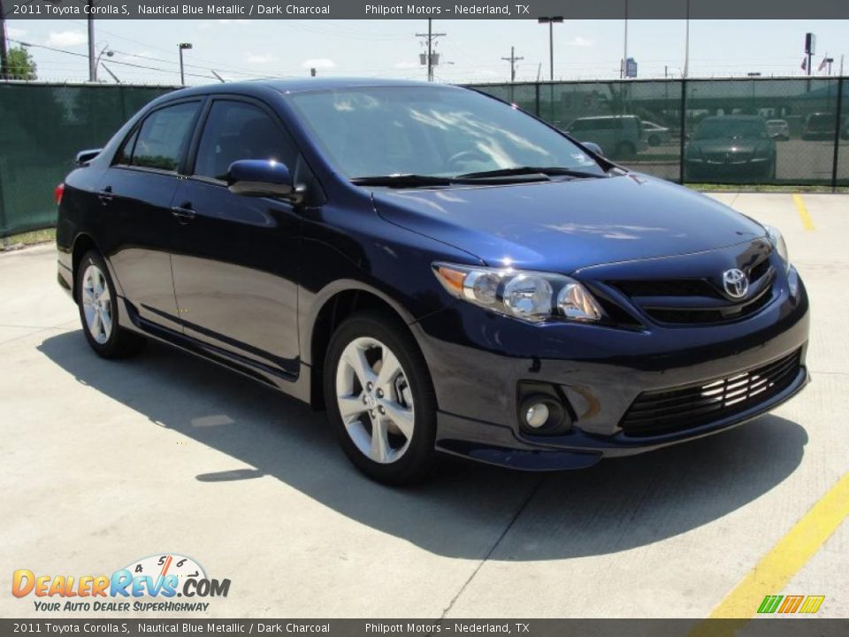 Front 3/4 View of 2011 Toyota Corolla S Photo #1