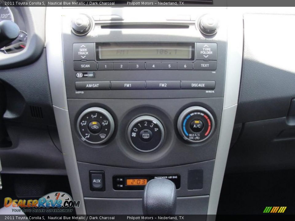 Controls of 2011 Toyota Corolla S Photo #29