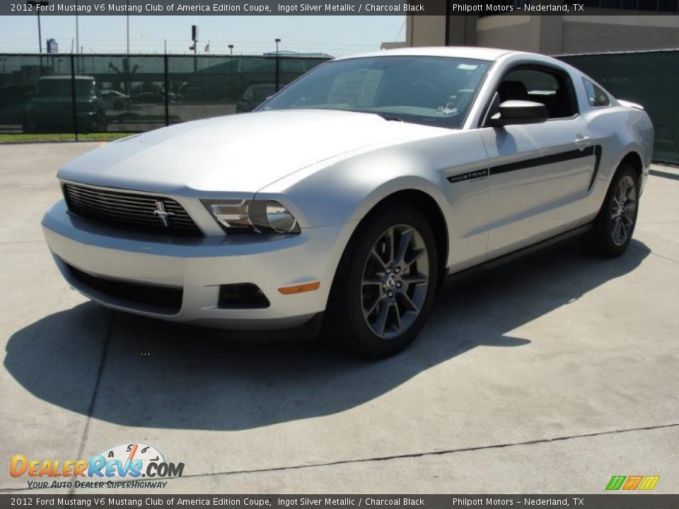 Front 3/4 View of 2012 Ford Mustang V6 Mustang Club of America Edition Coupe Photo #7