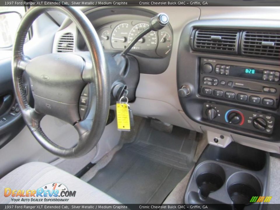 1997 Ford Ranger XLT Extended Cab Silver Metallic / Medium Graphite Photo #14