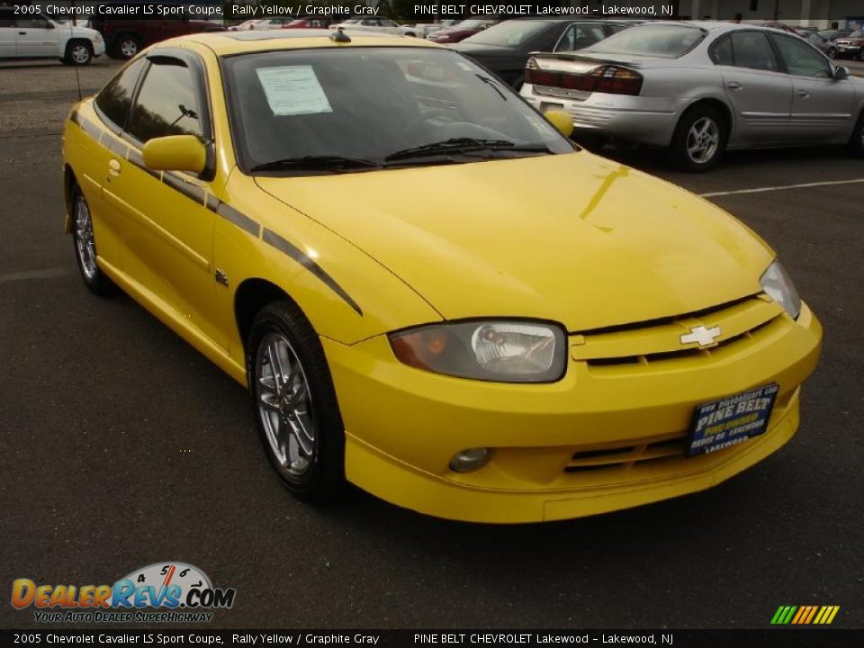 2005 Chevrolet Cavalier LS Sport Coupe Rally Yellow / Graphite Gray Photo #3