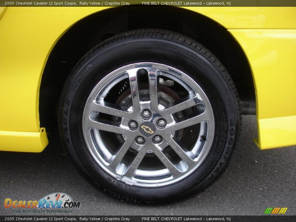 2005 Chevrolet Cavalier LS Sport Coupe Wheel Photo #8