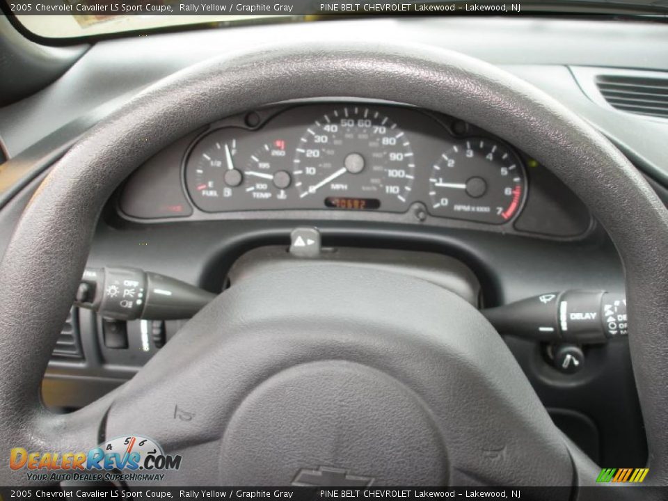 2005 Chevrolet Cavalier LS Sport Coupe Rally Yellow / Graphite Gray Photo #12