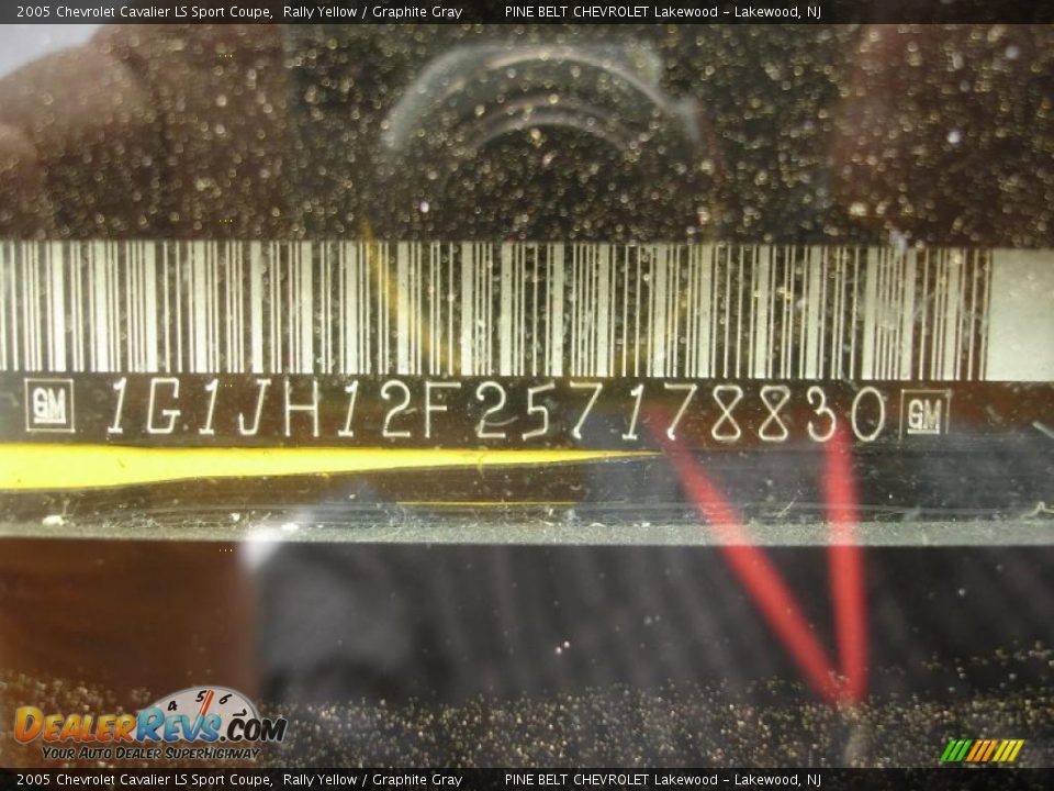 2005 Chevrolet Cavalier LS Sport Coupe Rally Yellow / Graphite Gray Photo #15