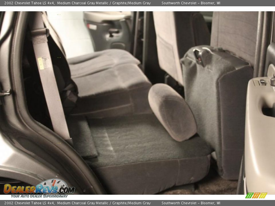 2002 Chevrolet Tahoe LS 4x4 Medium Charcoal Gray Metallic / Graphite/Medium Gray Photo #8