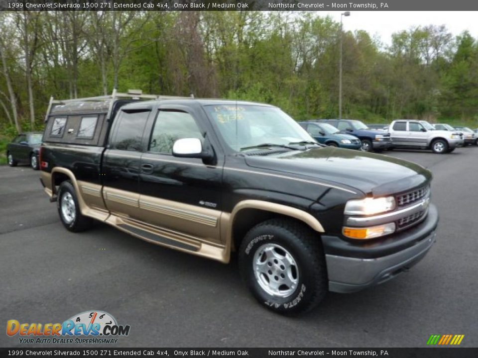 1999 Chevrolet Silverado 1500 Z71 Extended Cab 4x4 Onyx Black / Medium Oak Photo #1