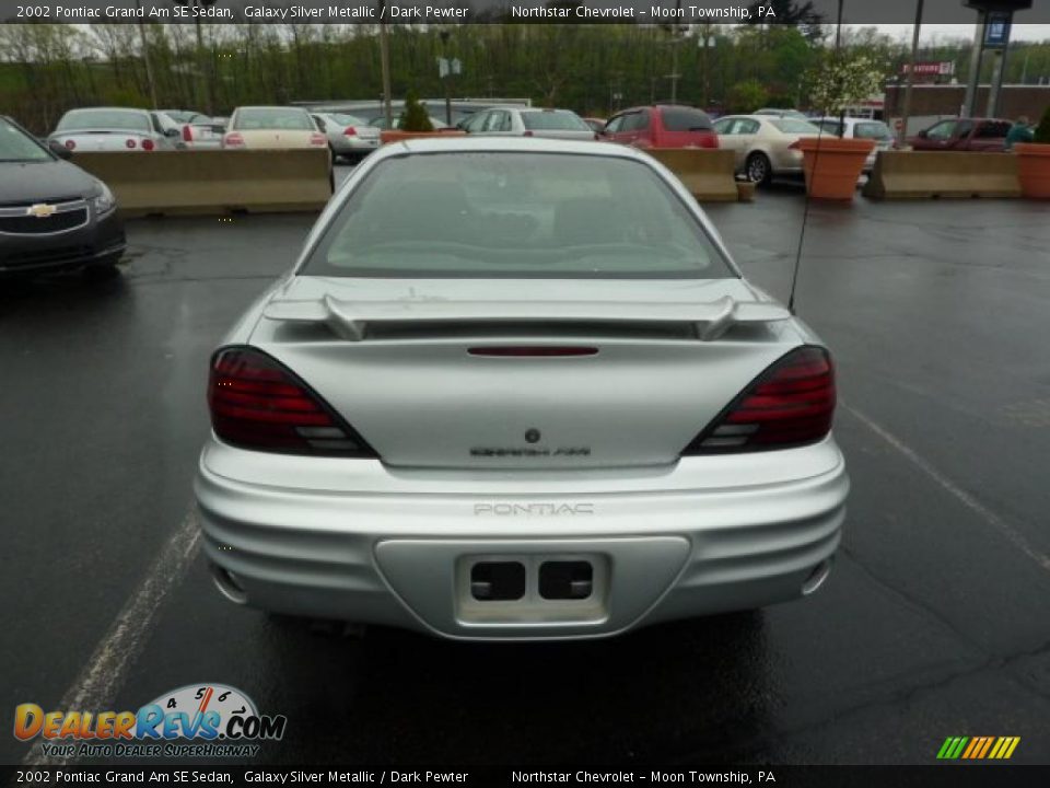 2002 Pontiac Grand Am SE Sedan Galaxy Silver Metallic / Dark Pewter Photo #6