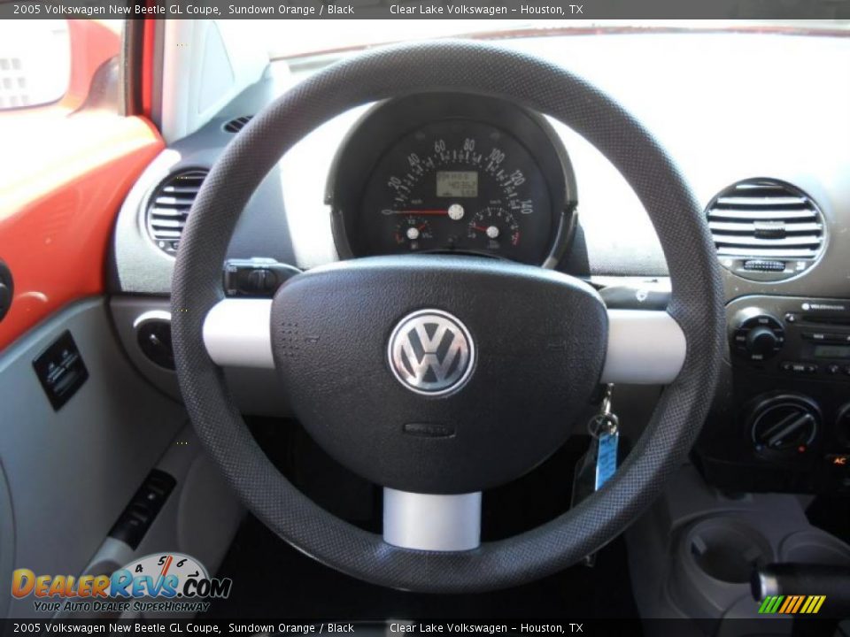 2005 Volkswagen New Beetle GL Coupe Steering Wheel Photo #20
