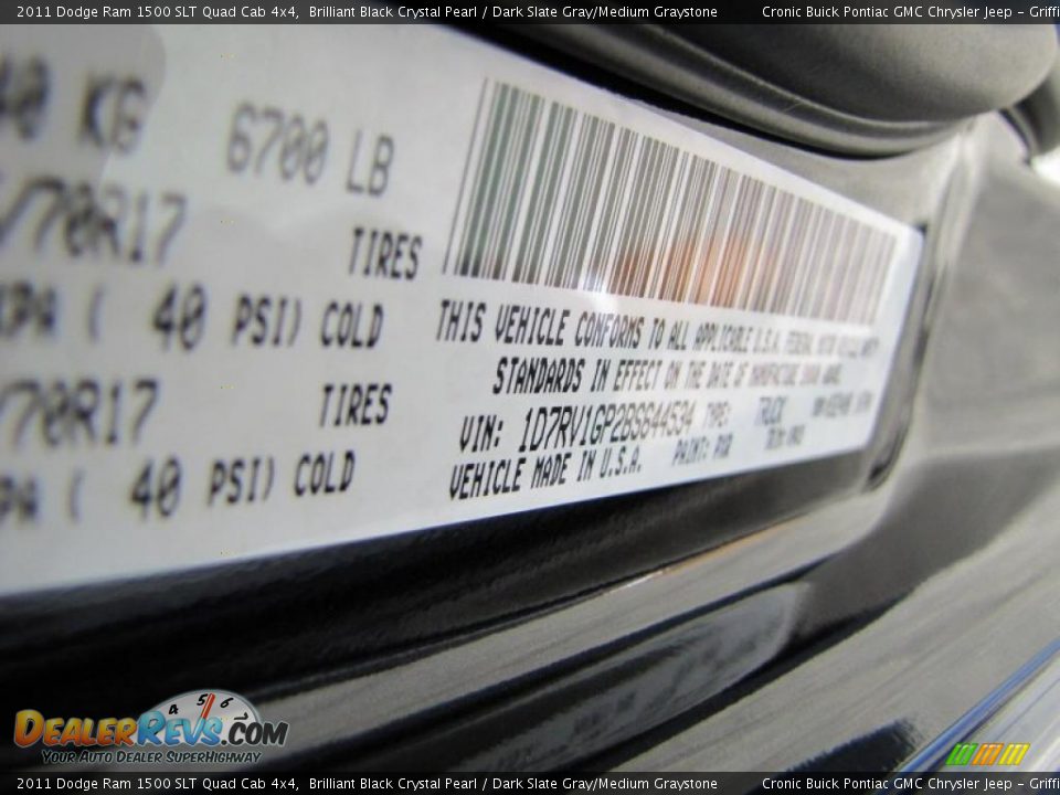 2011 Dodge Ram 1500 SLT Quad Cab 4x4 Brilliant Black Crystal Pearl / Dark Slate Gray/Medium Graystone Photo #19