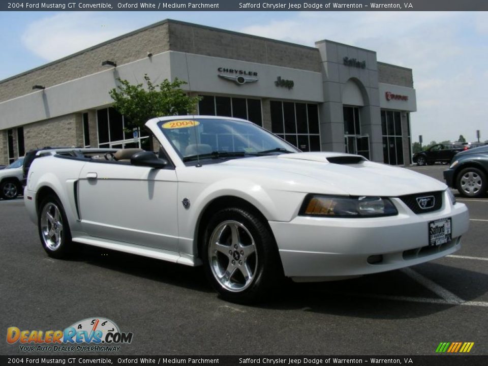 2004 Ford Mustang GT Convertible Oxford White / Medium Parchment Photo #3