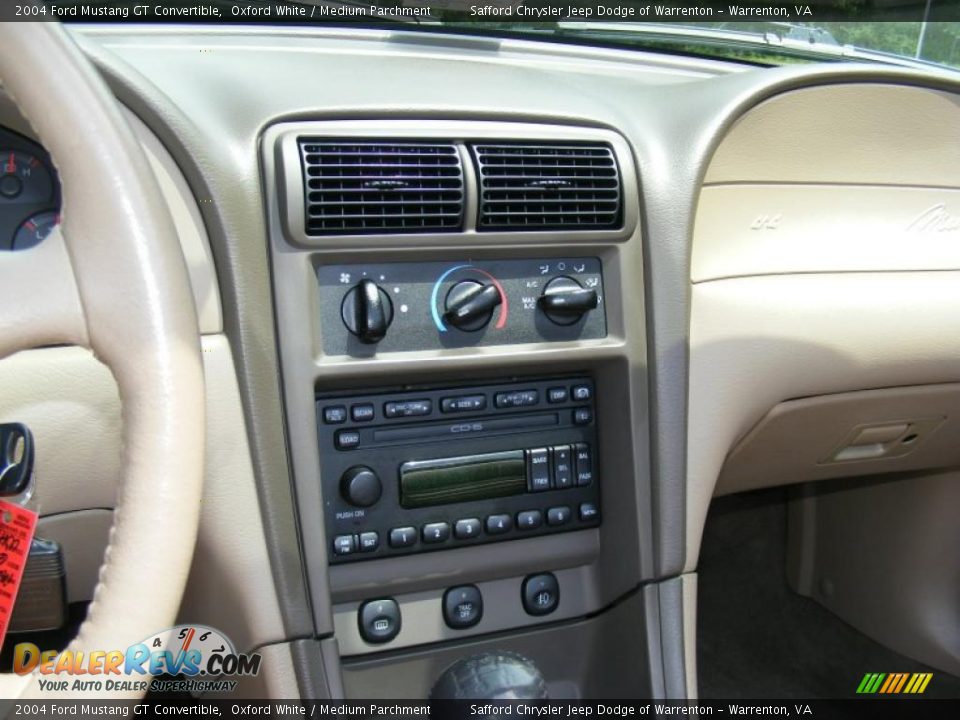 Controls of 2004 Ford Mustang GT Convertible Photo #14