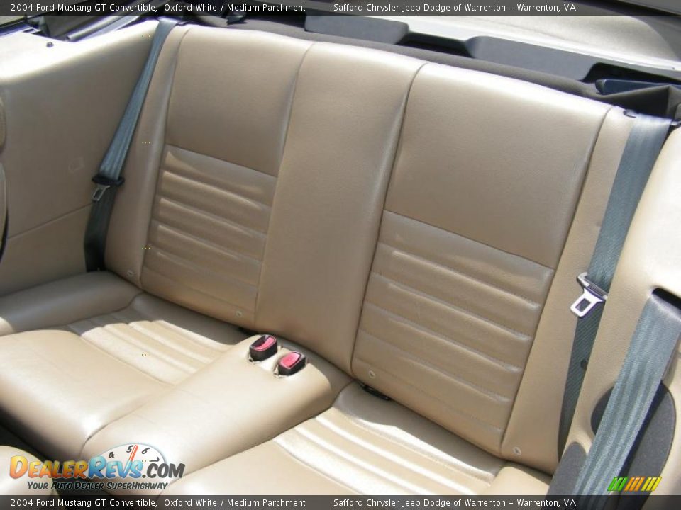 Medium Parchment Interior - 2004 Ford Mustang GT Convertible Photo #21