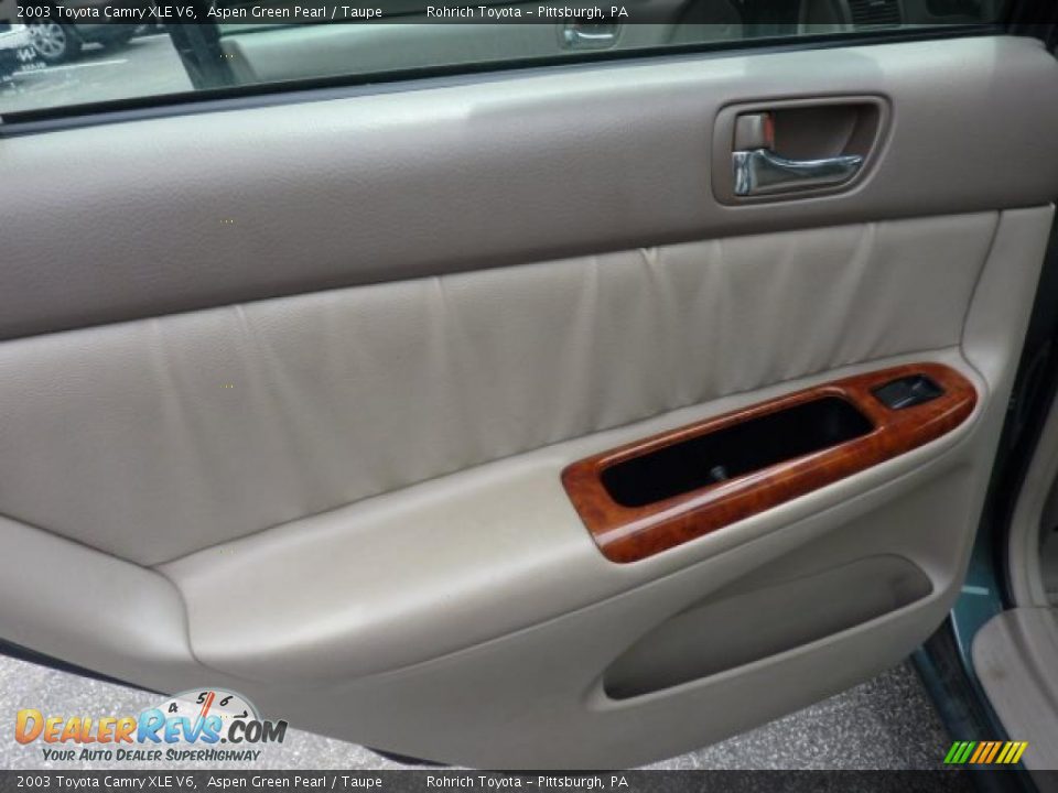 2003 Toyota Camry XLE V6 Aspen Green Pearl / Taupe Photo #15