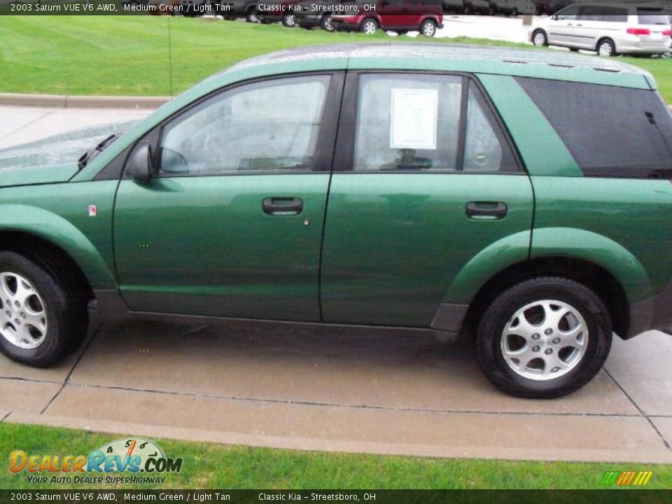 2003 Saturn VUE V6 AWD Medium Green / Light Tan Photo #6