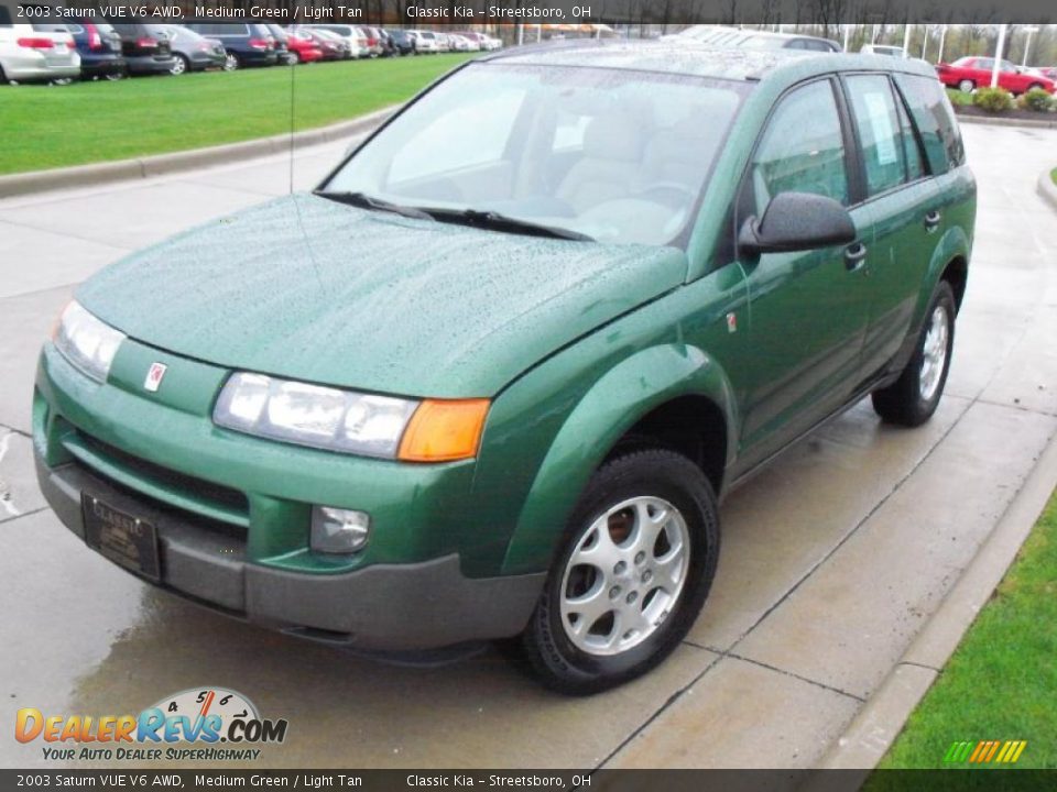 2003 Saturn VUE V6 AWD Medium Green / Light Tan Photo #7