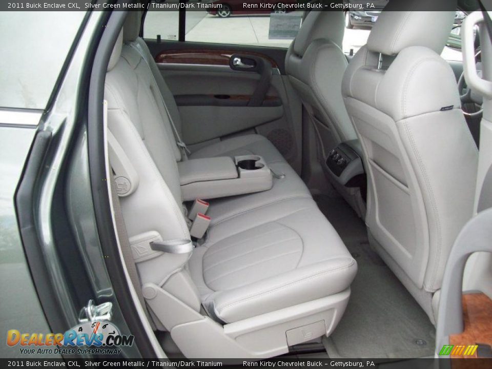 Titanium/Dark Titanium Interior - 2011 Buick Enclave CXL Photo #23