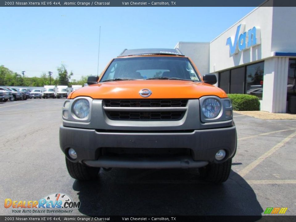 2003 Nissan Xterra XE V6 4x4 Atomic Orange / Charcoal Photo #2